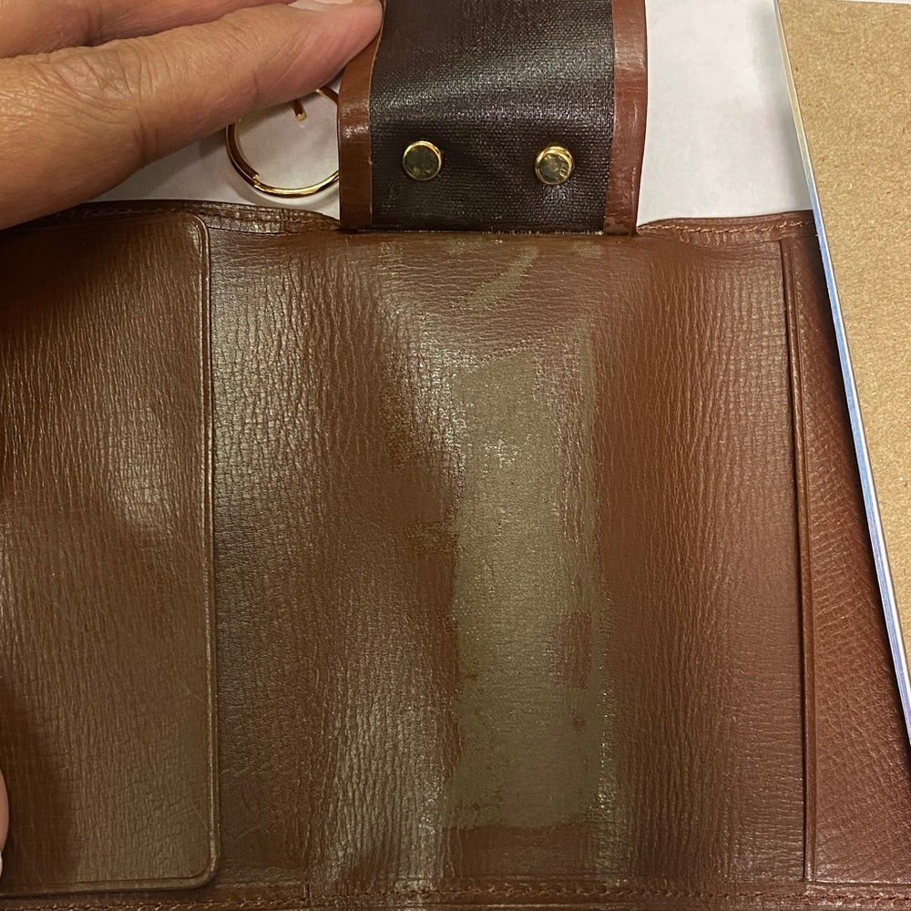 Givenchy Chestnut key case - Picture 7 of 9